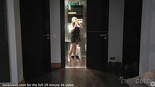 i feel the thrill watching pretty girl nika chill at home in voyeur style