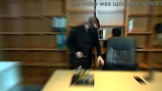 Squirt Game Parody With Alice Maze Rough Anal Fingering