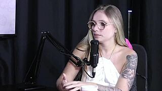 she was new to her first menage experience. more submissive with men but wild for pussy - naty varga 🔥