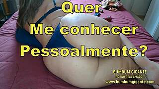 Exibindo minha marquinha e peito gostoso, vem mamar e gravar comigo