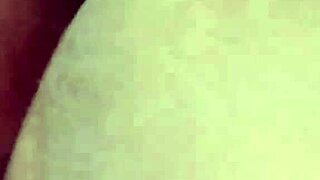 Novinha Gostosa Nua Usando Vibrator E Dildo Para Orgasm Solo