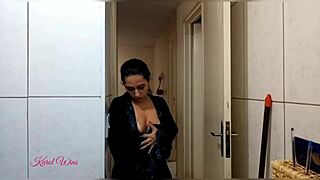 caught jeff masturbating and he fucked me hard