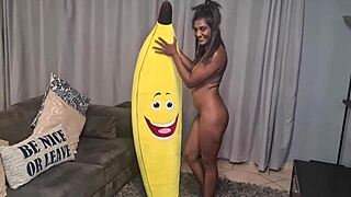 Exclamatory-Provocative Tattooed Desi Slut Humps a Big Banana in Close-Ups - Oh Yeah!