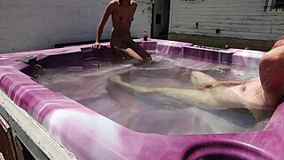 Dayanara In The Hot Tub, What's The Main Event?