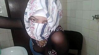 Amateur Arab Muslim Chubby In Hijab Masturbates Squirting Pussy To Extreme Orgasm For Allah