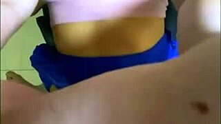 la madrastra got so wild when he licked her nipples. she needed his cock right away!