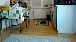 SexyDeas Seductive Twerk Show With Intense Booty Shaking On Webcam