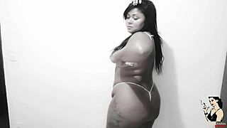 i massaged this pretty big boob 18 year old ebony amateur.