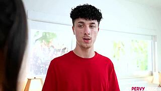 Caught Stepaunt Chloe Amour in a Perverted Riding Twist