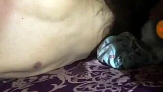 Couple Shares Intimate Blowjob and Pussy Play?