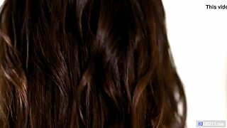 Hey, prom girls Kylie Rocket and Charly Summer are catfighting hard! 😜