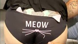 mexican prostitute wants her ass groped and oiled up 😏