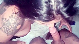 se la mamo y terminamos cogiendo de perrito