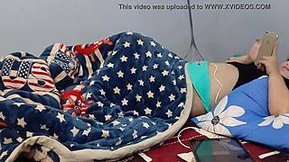 Pregnant Woman Uses Dildo For Deepthroat