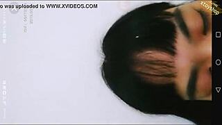 look at this asian girl's wet pussy play