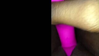 who wants to see thick ebony creampies?