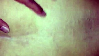 Kasno noću, vodimo ljubav sa strašću i intimnošću