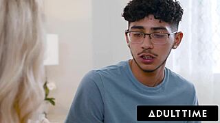 Virgin Teen Catches Stepmom Sadie Summers Fingering Herself