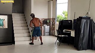 Queria Fazer Suruba com Gatas, Mas Só Quero Ser Corno de Duas!