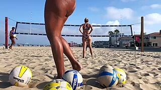 Big Booty African Volleyball Babe Shakes It Hard!