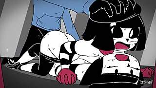 So, wanna see how these two amateurs got caught in hardcore action?