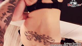 kurvige brünette deutsche milf in nylons beim pov sextreffen, so geil!