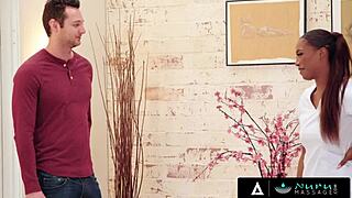 Stacked Ebony Goddess Feels The Ride Of Her Life