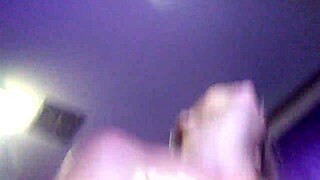 Знакомство в Фейсбуке превращается в быстрый секс