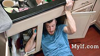 Curvy Milf Kate Dee Seduces Plumber for Steamy Oral Exchange