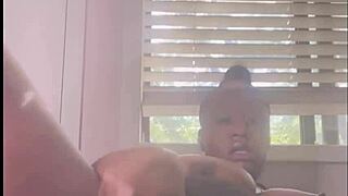 HarleyHarper enjoys a fun squirting session.