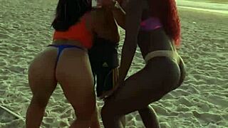 Se Aventurando Em Copacabana During Holiday Fitness And Massage.