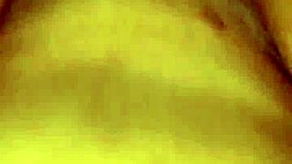 hijablı müslüman kadın sert sikiliyor ve sıcak içe boşaltma ile dolduruluyor