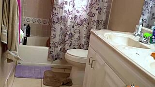 Home For The Holidays! Levi Cash And Lexy Bandera Pound Pussy Hard!