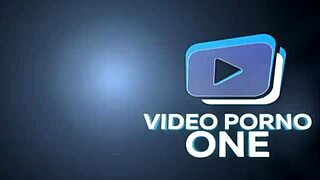 Christina kemon bombe anatomique se fait prendre par tous les trous