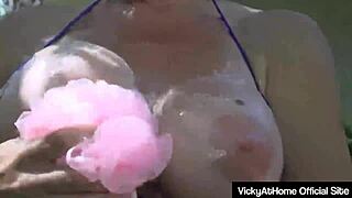 Cougar Vicky Vette oils up and fingers tight ass