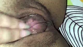 mi coño cremoso explota en increible orgasmo de masturbacion 😍💦