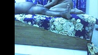 Deshi Fat Bhabhi Feels Intense Pleasure With Boyfriend