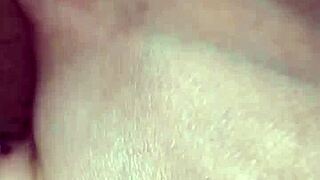 mi coño cremoso explota en increible orgasmo de masturbacion 😍💦