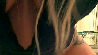 Watch Sexy Big Booty Tattooed Chick Twerk It 😍