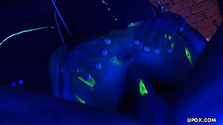 brunette sexy milf audrey bitoni fucks her shaved pussy with a big tool?