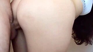 italian teen in leggings gets fucked and cum on pussy