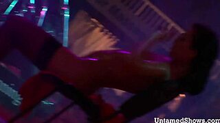 hey, watch this naughty brunette strip and ditch her clothes now