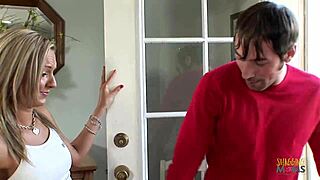 cheerleader drools on cock then takes it in her cunt 😍