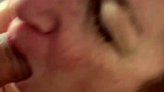 Danni Jones tips her Miami driver with big tits