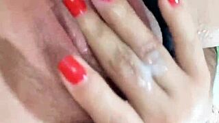 Big Pink Pussy Reaching Real Orgasm in Close-Up