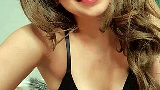 Guided Handjob Session With Stunning GweenBlack