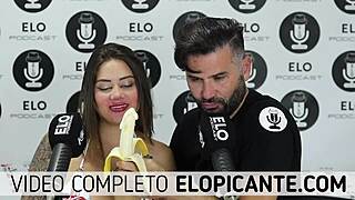 Blonde goddess Sara has fun with a banana with the spiciness of the Elo Picante podcast