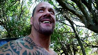 Rambut Merah Haus Ngentot Keras Outdoor Sampai Cumshot Muncrat