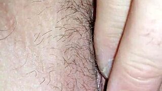 This pussy is open wide for some fun.