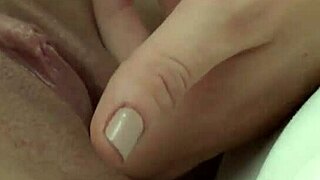 Euro brunettes alexis brill and lindsey olsen finger and lick